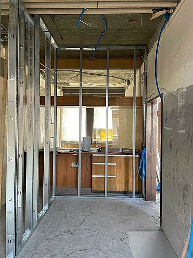 Die Fertigstellungsarbeiten der Rohbauinstallation